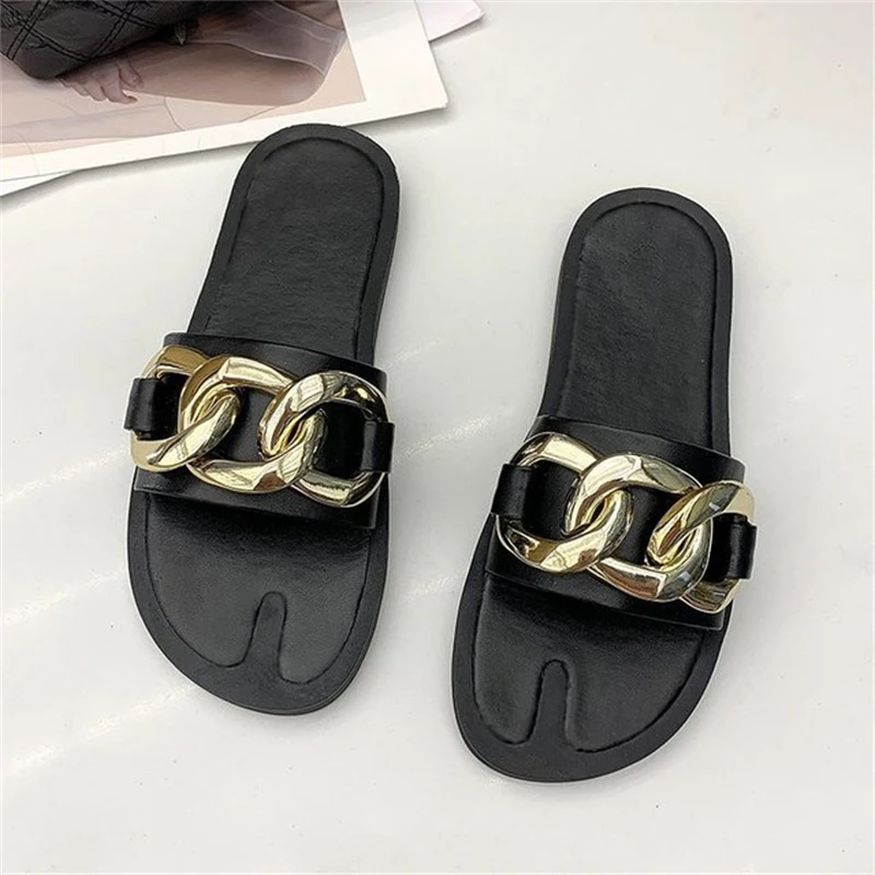 

Women's shoes slippers 2021 summer new round head flat bottom word with buckle fashion outer wear soft bottom open-toed slippers