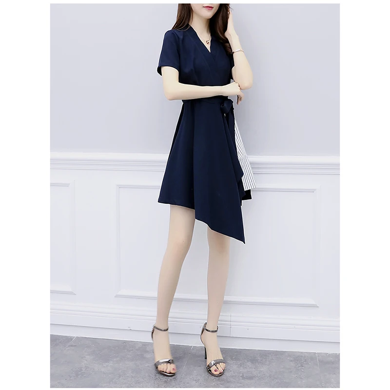 Женское облегающее платье с поясом привлекательное коротким рукавом модель 2020 в