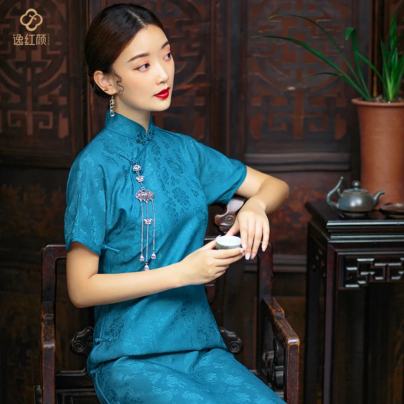 

New and improved version of retro cheongsam dress for women