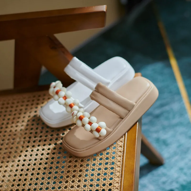 

2021 New Summer Women Shoes Women's Slipper Square Toe Flat with Temperament Platform Slippers Three Dimensional Flower Strip
