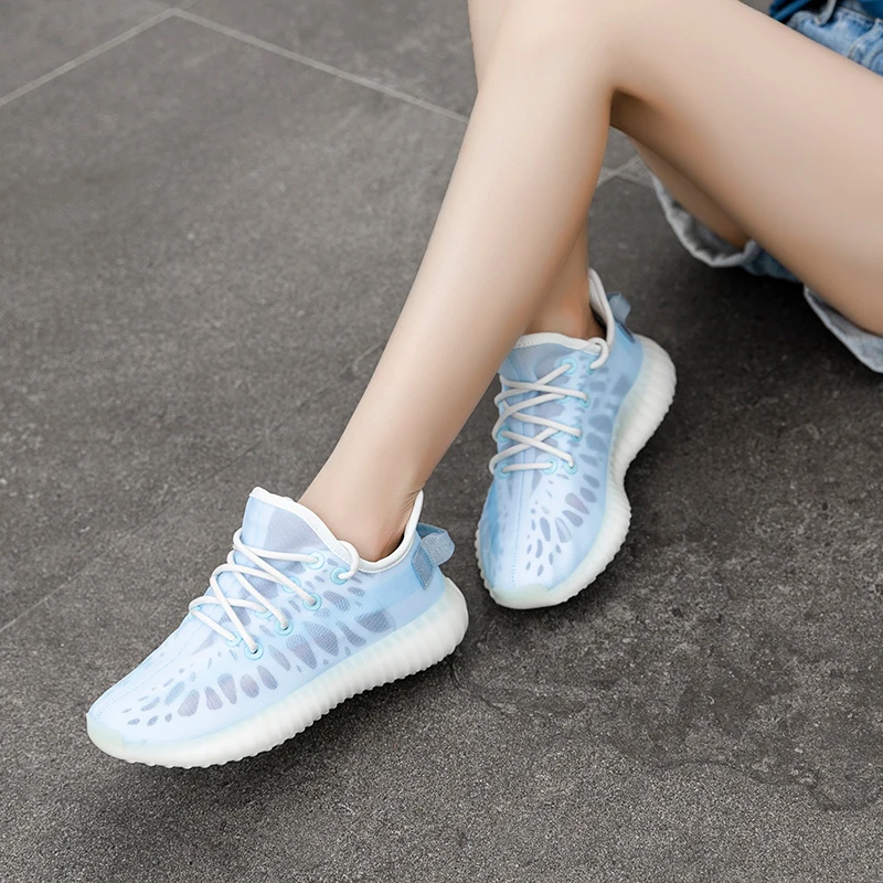 

2021 New Summer cool Men's Sneakers 350 Classic Mesh Hollow Breathable Sports Running Shoes V2 Fashion Lightweight Casual Shoes