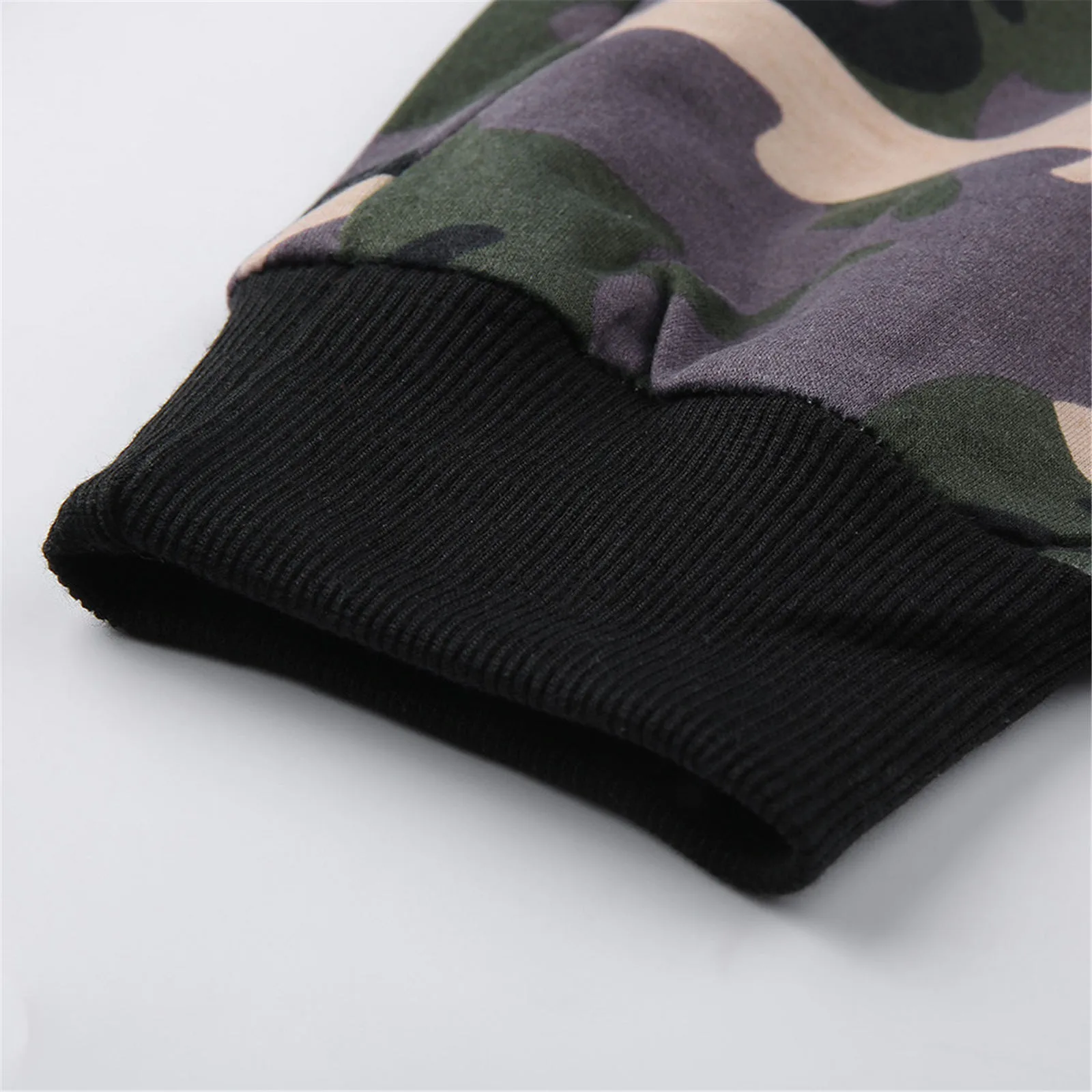 

Fashion Tracksuit Set Men 2021 Brand New Sweat Suit Mens Sport Set Camouflage Seatshirts Sweatpants 2 Pieces Jogger Track Suit