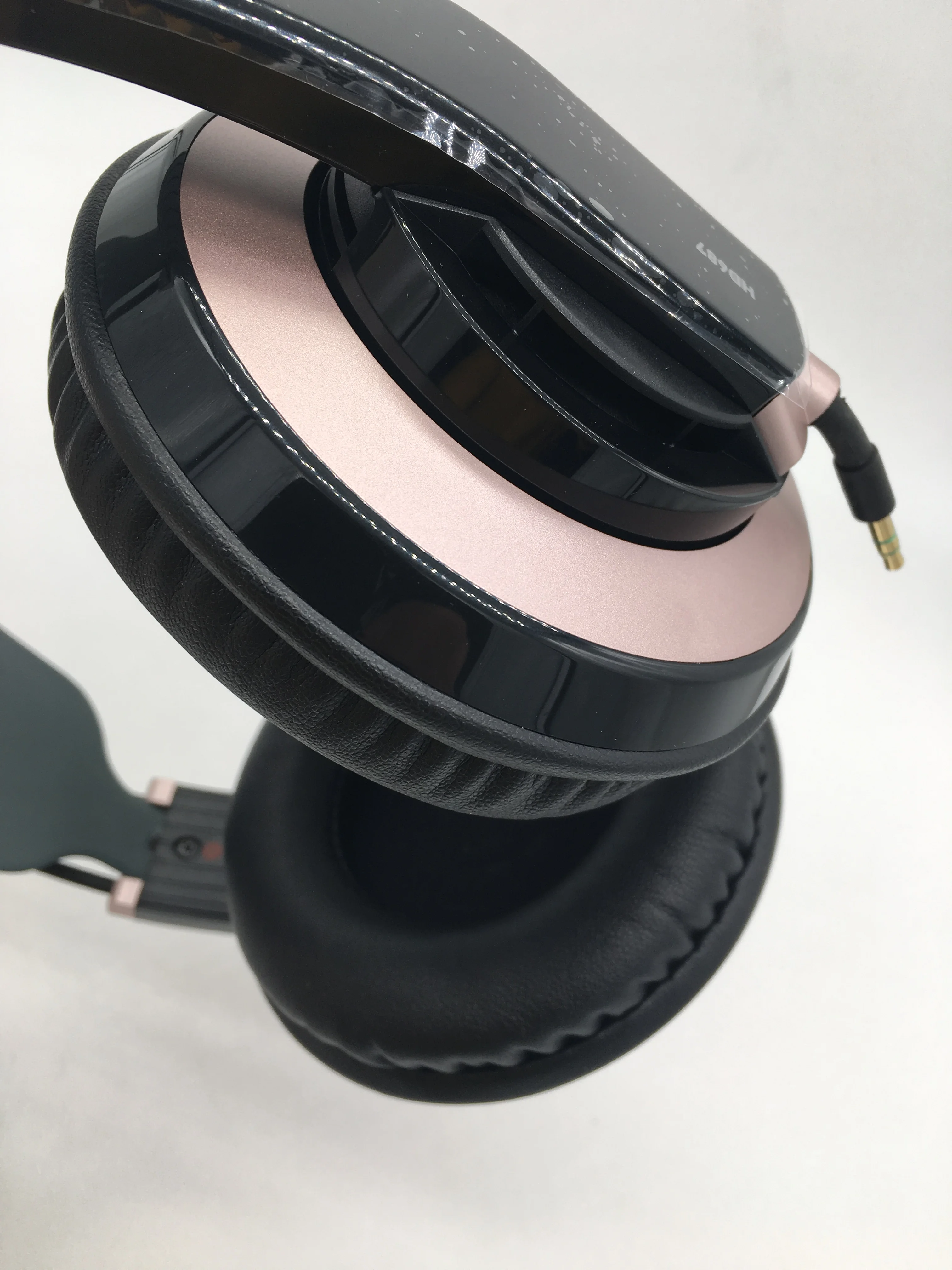 Профессиональные полуоткрытые студийные стандартные динамические наушники