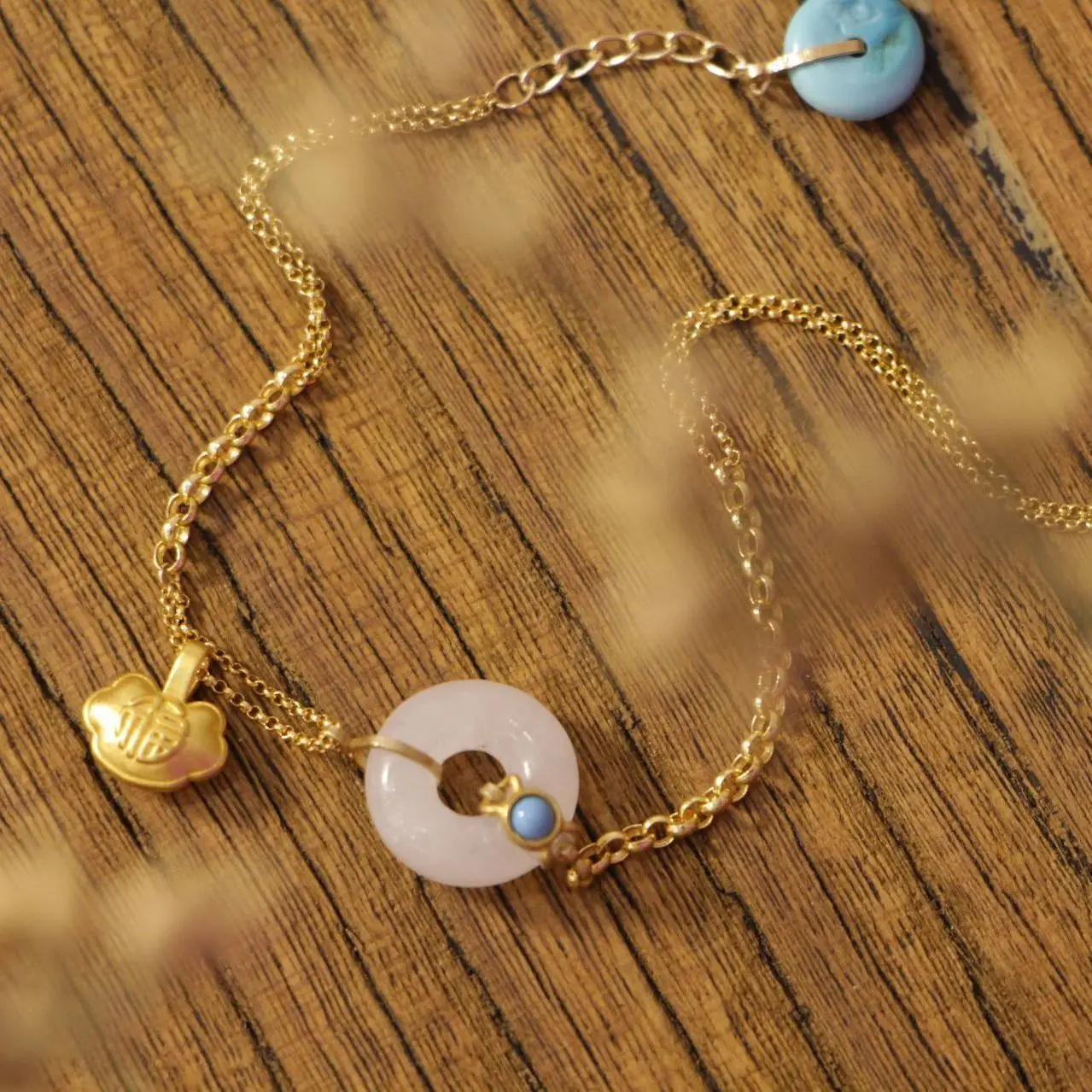 

Natural Hetian Jade Safety Jade Ring Inlaid Thick Gold S925 Sterling Silver Bracelet Tail Hanging Basket Turquoise Design Orname