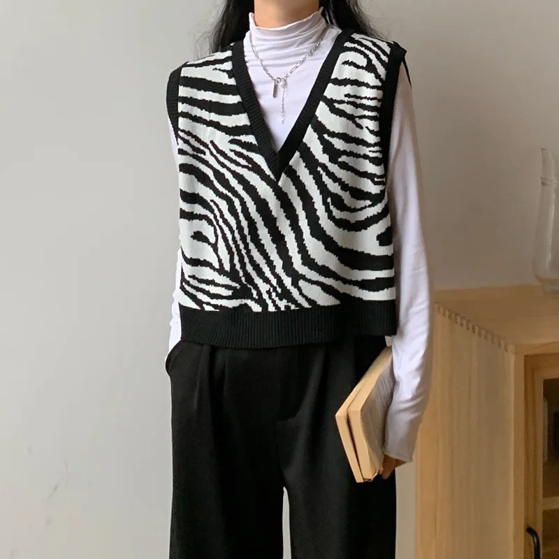

Vintage Female Knit Vest Zebra Print Elegant Waistcoat Casual Loose Sleeveless Tops Women 2021 Spring Fashion Office Pullover
