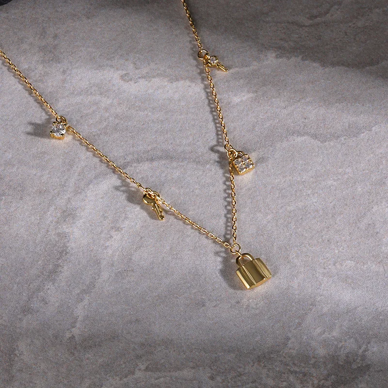 

Silvology 925 Sterling Silver Zircon Key Lock Necklace for Women Luxury Fashion Necklace Ladies Aesthetic 2021 Festival Jewelry