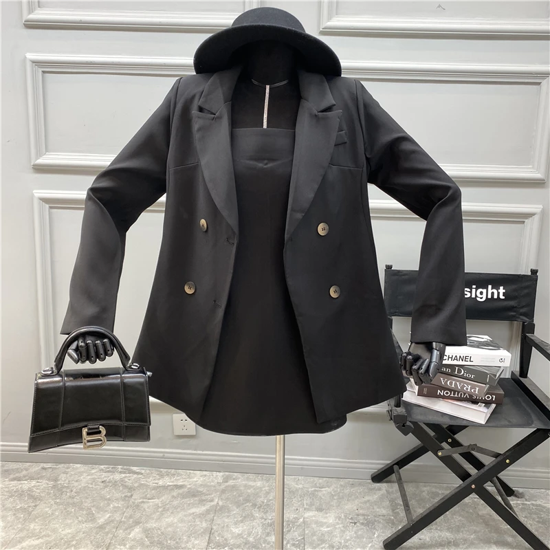 

Niche Design 2021 New Light Mature Wind Solid Color Long Sleeve Jacket + Sexy Bottom Halter Dress Suit