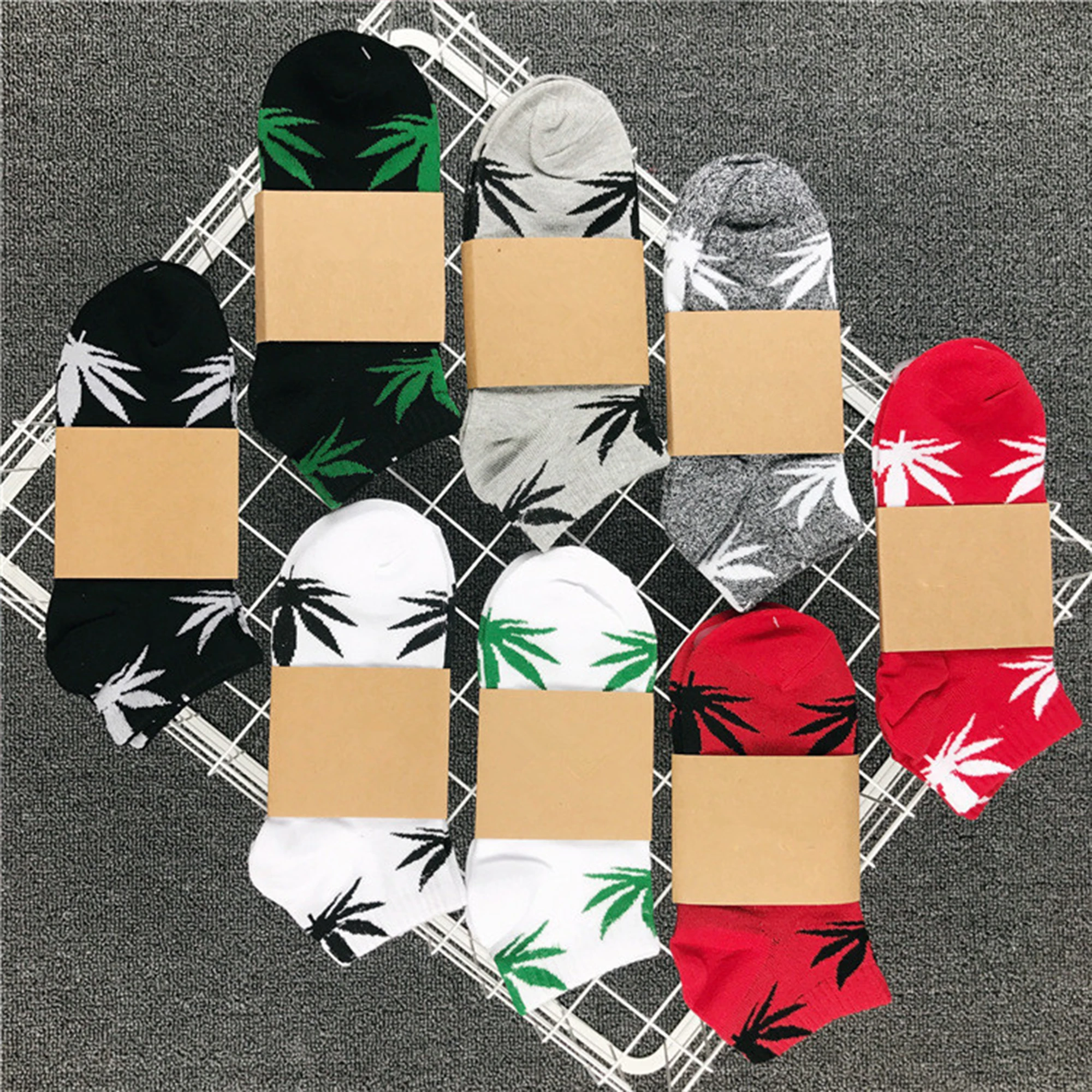 

Fashion New Maple Leaf women Cotton Socks Colorful Breathable Comfortable Short Socks Harajuku Gifts Hip Hop Skateboard Unisex