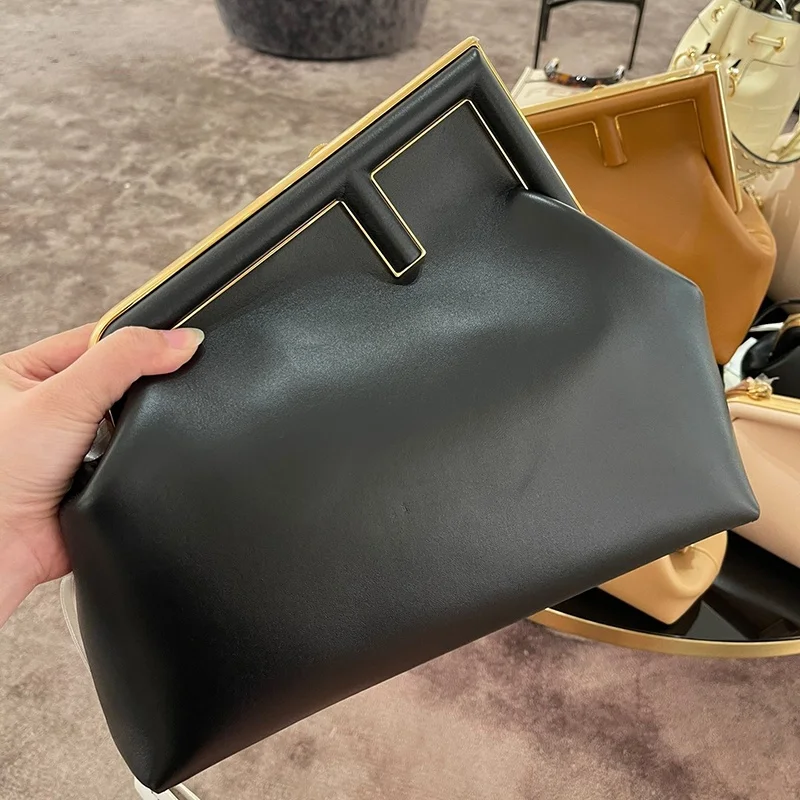 

Trend Letter F Clip Purses and Handbags Luxury Designer Bags for Women High Quality Ladies Handbag Clutch Famous Brand Bag Women