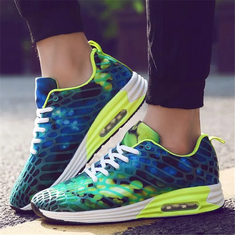 

Designer 2021 new large size women's shoes sports couple shoes casual air cushion lightweight women's sneakers platform shoes