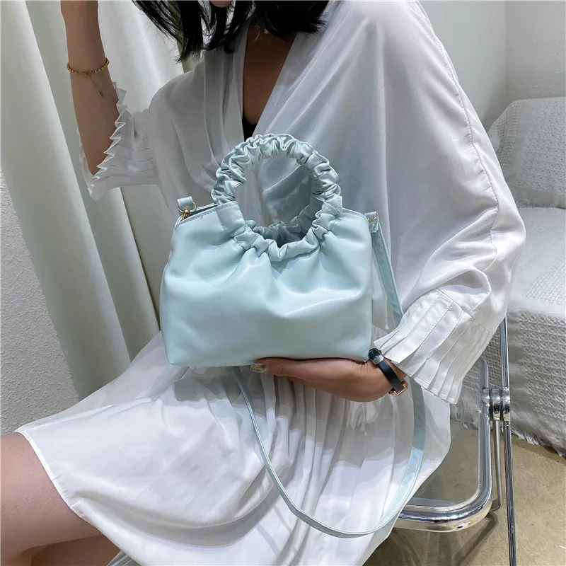 

Retro Tote Bags Women Leather Clutches Women Vintage Ruched Shoulder Messenger Bags For Women Handbag And Purses Female Hobo