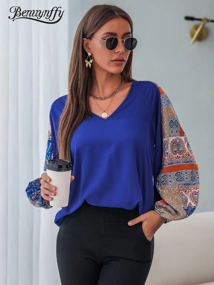 

Benuynffy V-образный вырез принт контрастный рукав реглан Топы для женщин Осенняя мода с длинным рукавом Футболка женская Свободная Повседневна...