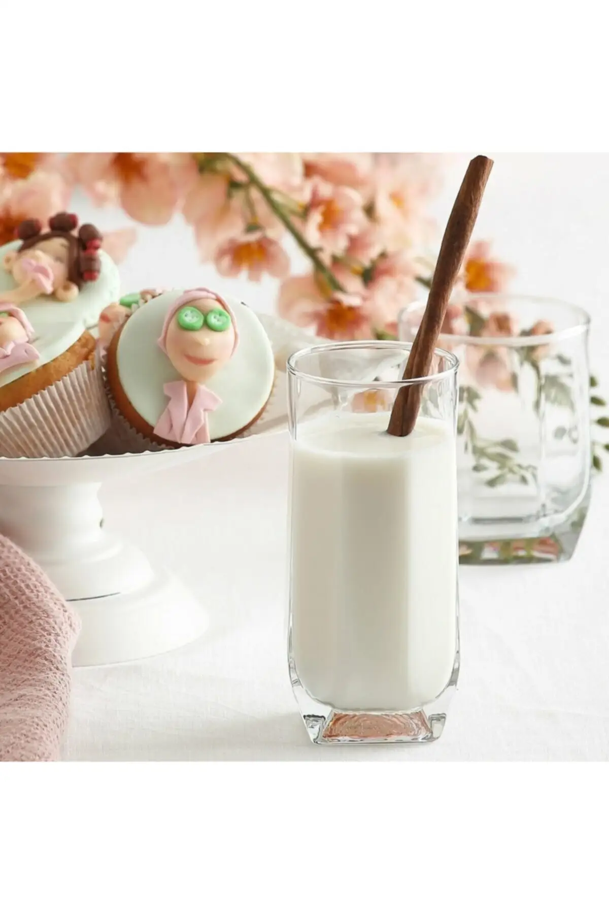 

Diamond 18li Soft Drink Cup Set