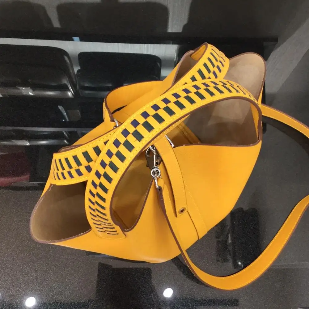 

Leather Bucket Cabbage Blue High-end Weave Shoulder Strap Crossbody Shoulder Bag Two Layers Leather Boutique New 2019