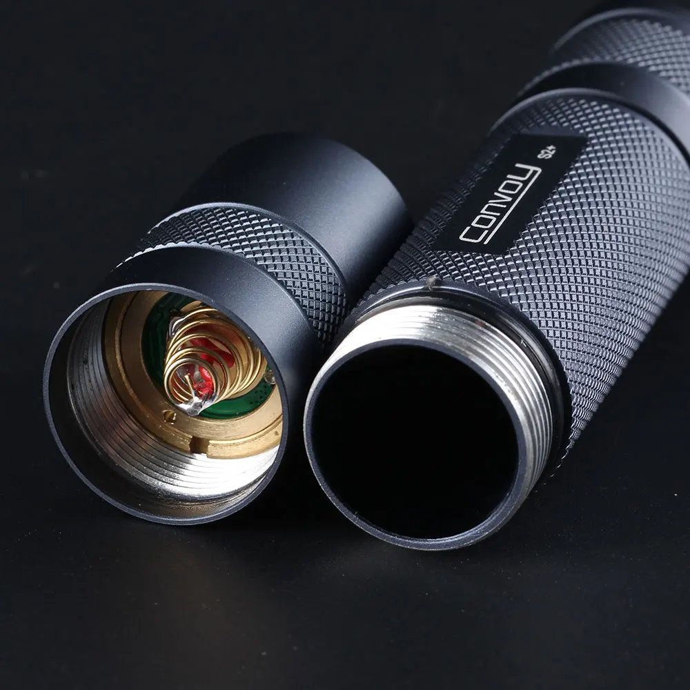 

Comboio cinza s2 + com luminus sst40, placa dtp de cobre e ar-revestido no interior, proteo de temperatura, 18650 lanterna