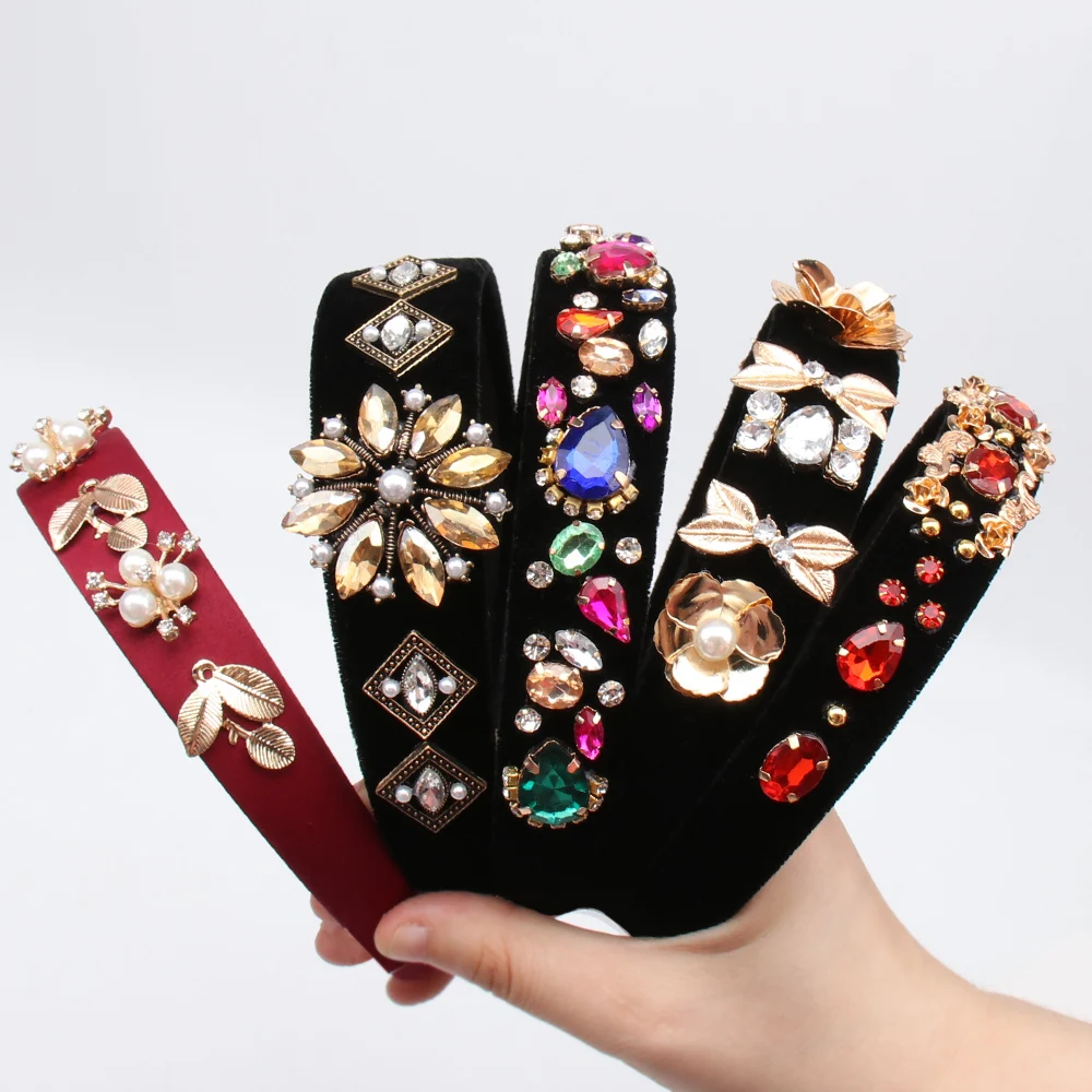 Femmes Rhinestone Crystal Headbands Wedding Bride Baroque Jeweled Pearl Hairbands For Women Girls Hair Accessories Headwear (0)