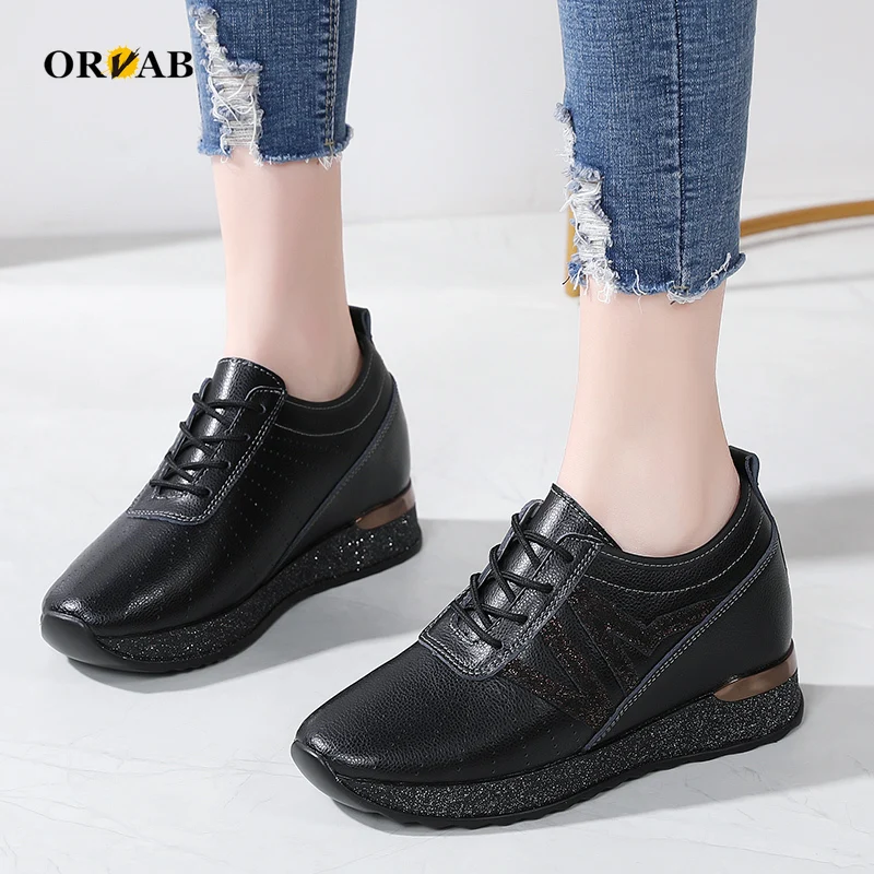 

Women Shoes Brand Designer High 6CM Height Increasing Platform Shoes Woman Chunky Sneakers Genuine Leather Black Sneakers Women