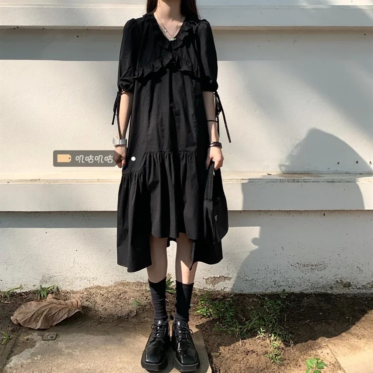 Размера плюс юбка женская летняя одежда 2021 новые черные футболки с v образным