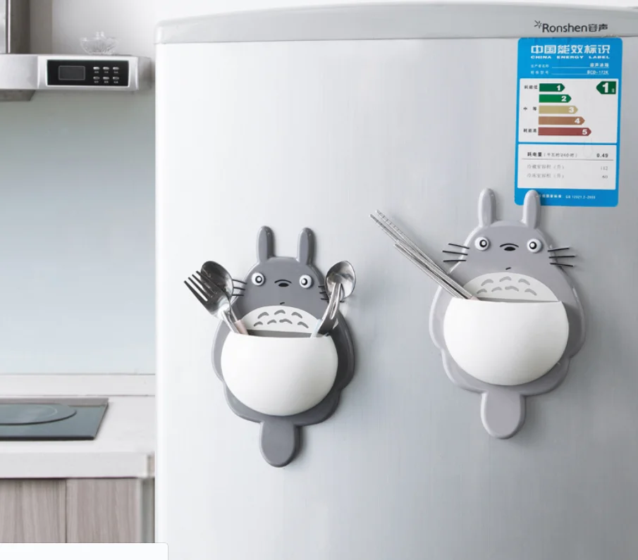 Мультипликационный держатель для зубной щетки Тоторо мощный три присоски