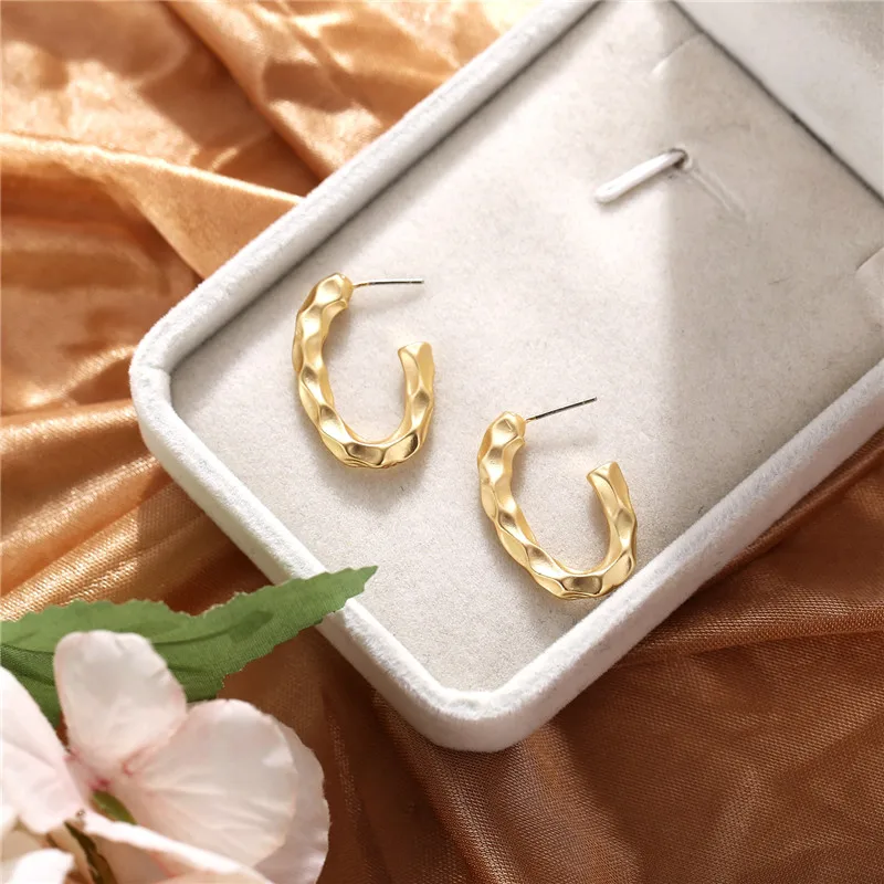 New Korean Irregular Matte Gold Open Hoop Earrings Vintage Hammered Twisted Geometric Circle Drop for Women | Украшения и