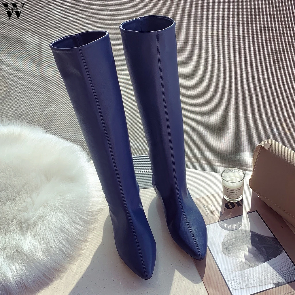Женские сапоги до колена осенне-зимние из мягкой кожи на квадратном каблуке