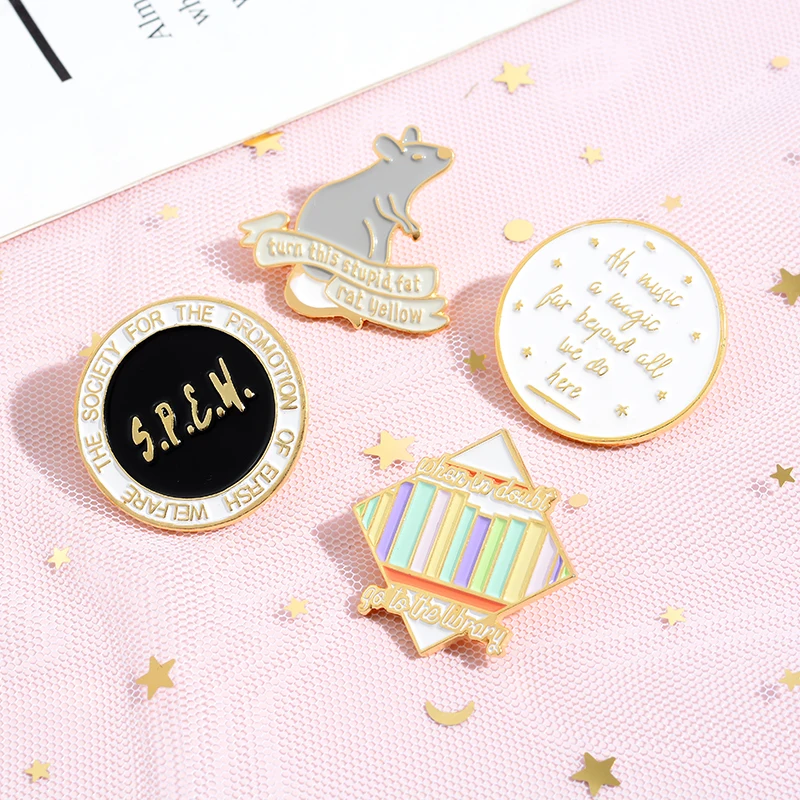 Волшебная школа эмаль на булавке Струпика Дамблдор библиотеки магическая книга