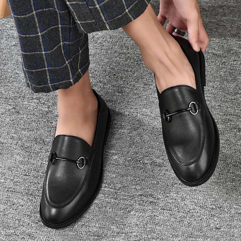 

Men Pointed toe genuine leather shoes fahsion Slip On Male Fats Luxury Business dress Tassel shoes Black Loafers party shoes j3