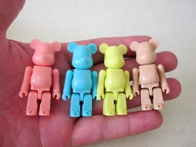 

5.2 cm bearbrick fashion doll figure bulk cargo zaozhuang