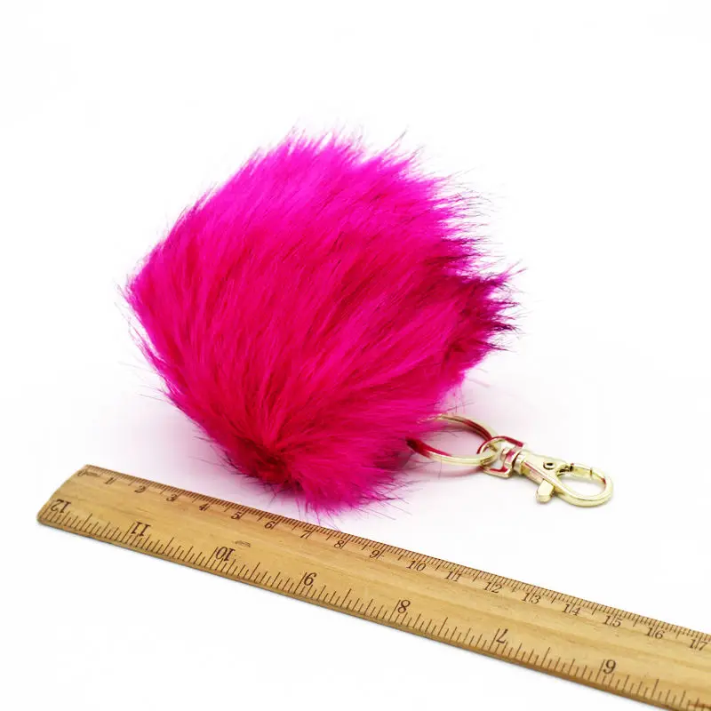 

New European and American plush ball car key pendant popular exquisite ball bag pendant