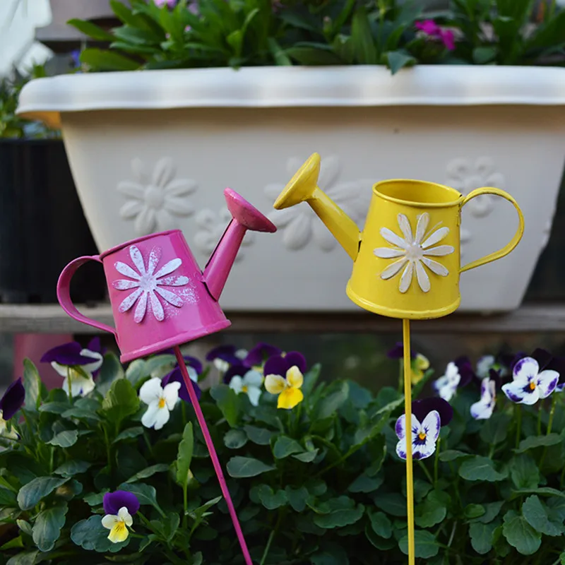 Маленький чайник из кованого железа миниатюрный цветочный горшок плагин