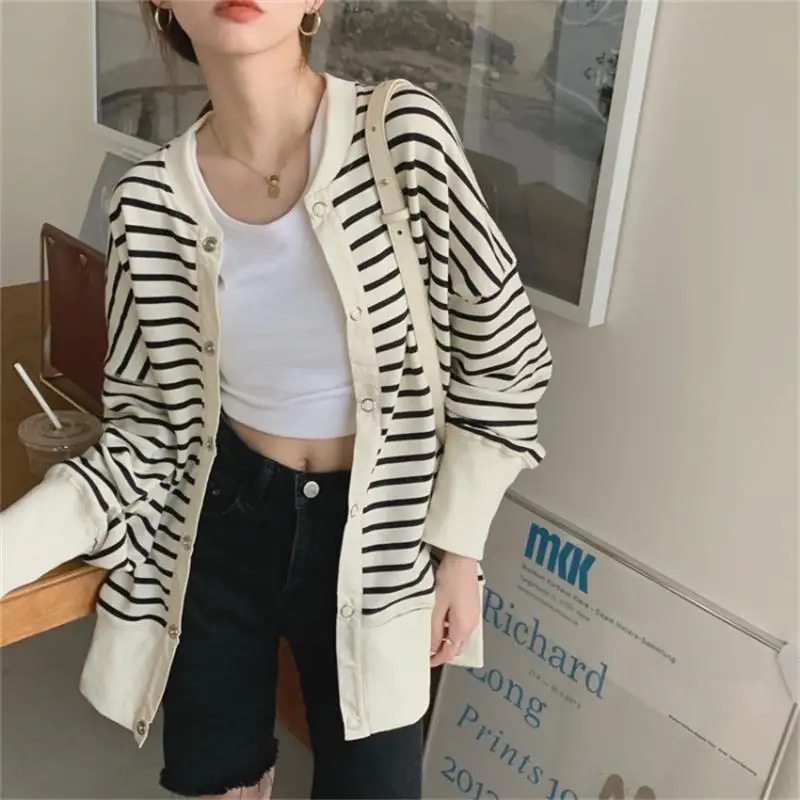 

Autumn Streetwear Preppy Style O Neck Cotton Hoodie Women Single-Breasted Long-Sleeves Sweater Coat Striped Fashion Casual Top