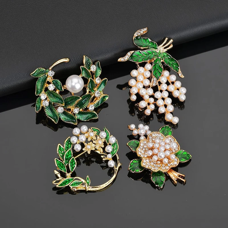 

YADA Fashion Flower Leaf Pins&Brooches for Women Men Clothes Scarf buckle collar jewelry Imitation Pearl pins Brooches BH200047