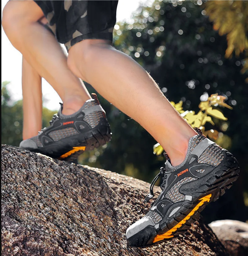 

Men water Shoes Outdoor Sport Swimming Shoes sea Beach Barefoot Sneakers Breathable Upstream Aqua Surfing Diving Shoes B1468