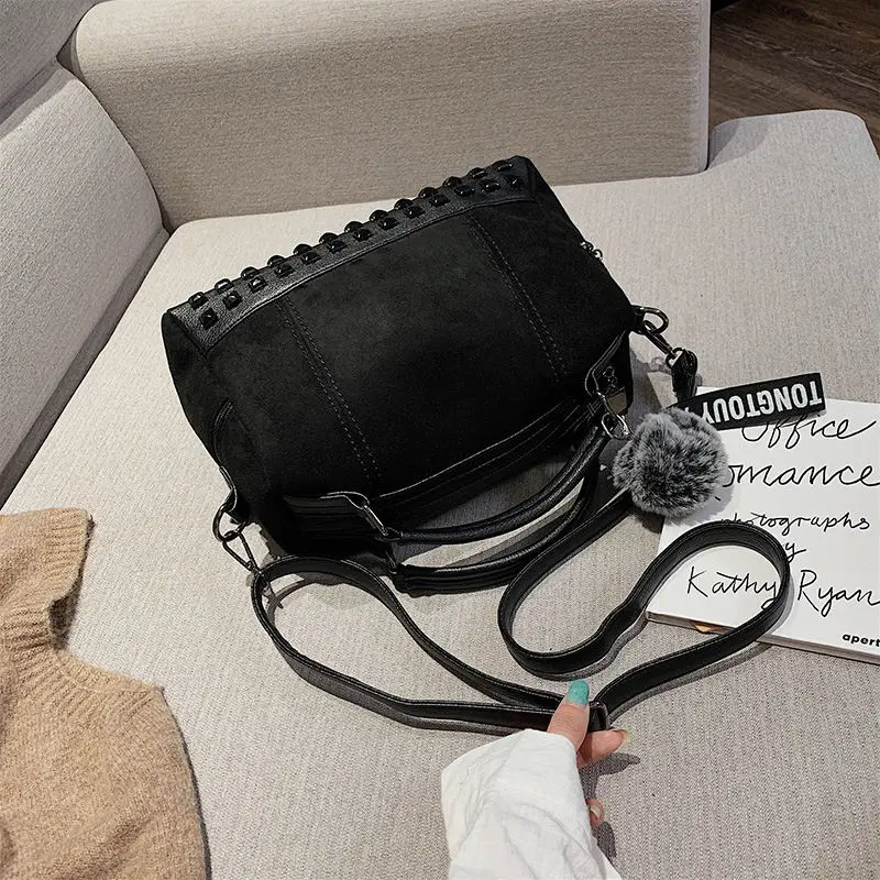 Fashion Scrub Women Hand Bags Vintage Rivet Messenger Bag Quality Retro Shoulder Bags Simple Crossbody Bag Tote Bolsa Feminina