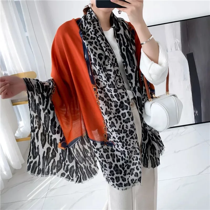 

Luxury Brand Winter Scarf Leopard Scarf Women Soft Pashminas Shawls And Scarves Sjaal Muslim Hijab Animal Print Leopardo Cape 4.