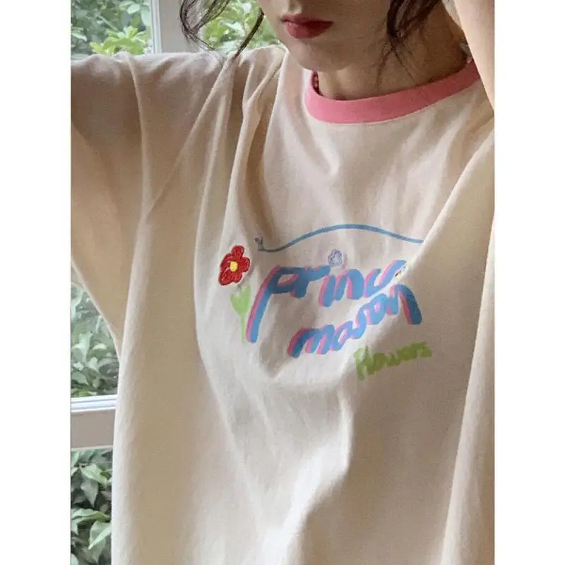 

100% Cotton Color Matching Embroidery Small Flowers Short Sleeves Female 2021 Pastoral Cute Generous T-shirts