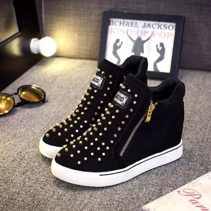 COWCOM/обувь на толстой подошве женская обувь плоской с заклепками парусиновая