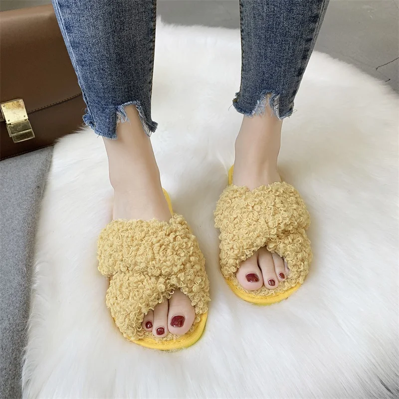 2019 зимние женские тапочки Обувь на плоской подошве с перекрестной шнуровкой