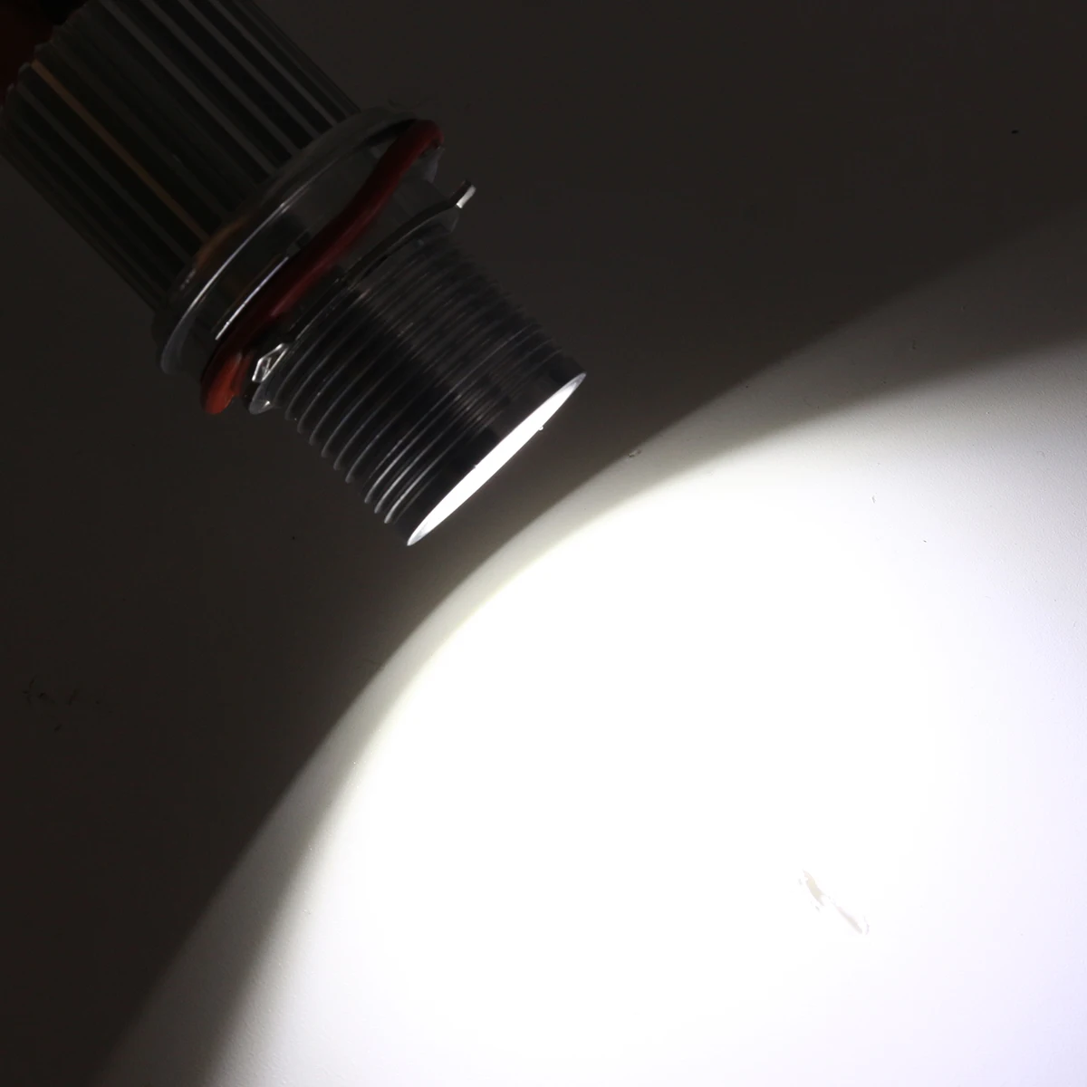 

2X 45w White Angle Eyes LED Marker HALO Ring Light Bulb For BMW E39 E53 E60 E61 Super Bright Led Energy Save