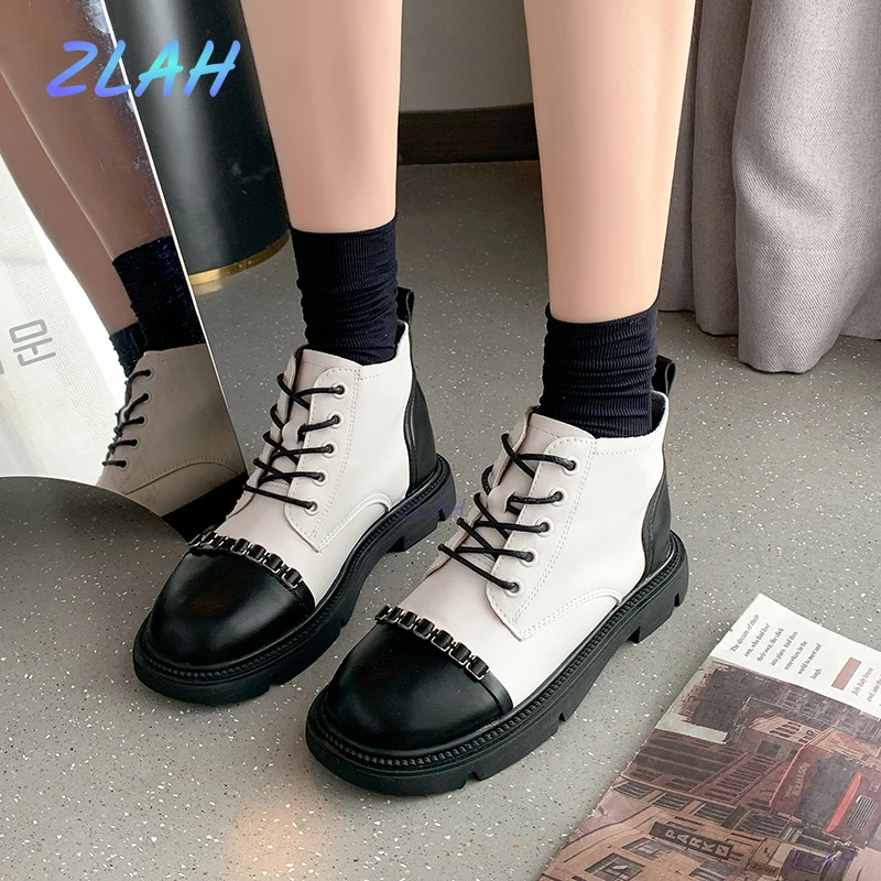 

Новинка, женские короткие сапоги, сезон осень-зима, подходящие цвета, модные ботинки мартинсы с круглым носком, декоративные женские ботинк...