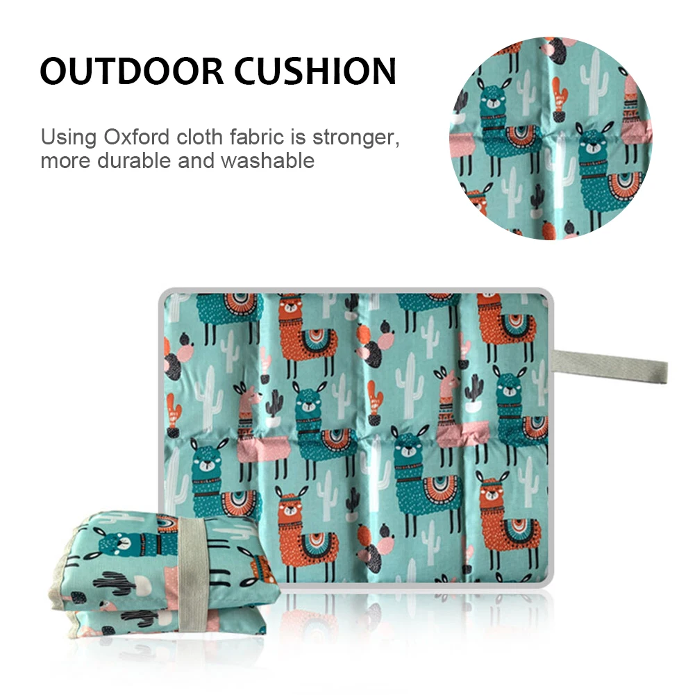 

Portable Picnic Mat Outdoor Oxford Cloth Moisture-Proof Pad Picnic Mat Pad Waterproof Outdoor Sitting Pad for Outdoor Camping