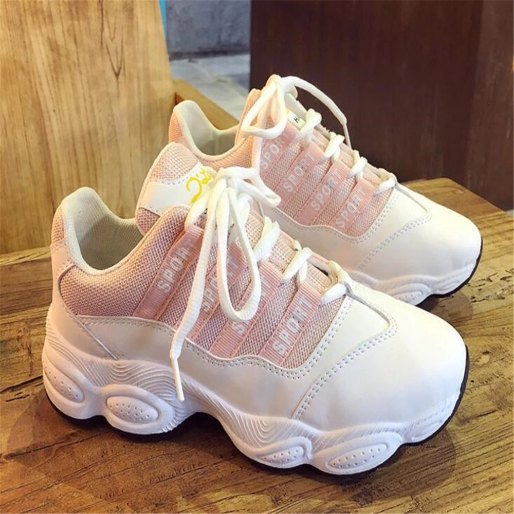 Новый Для женщин спортивная обувь бренд кроссовки из дышащего материала женская