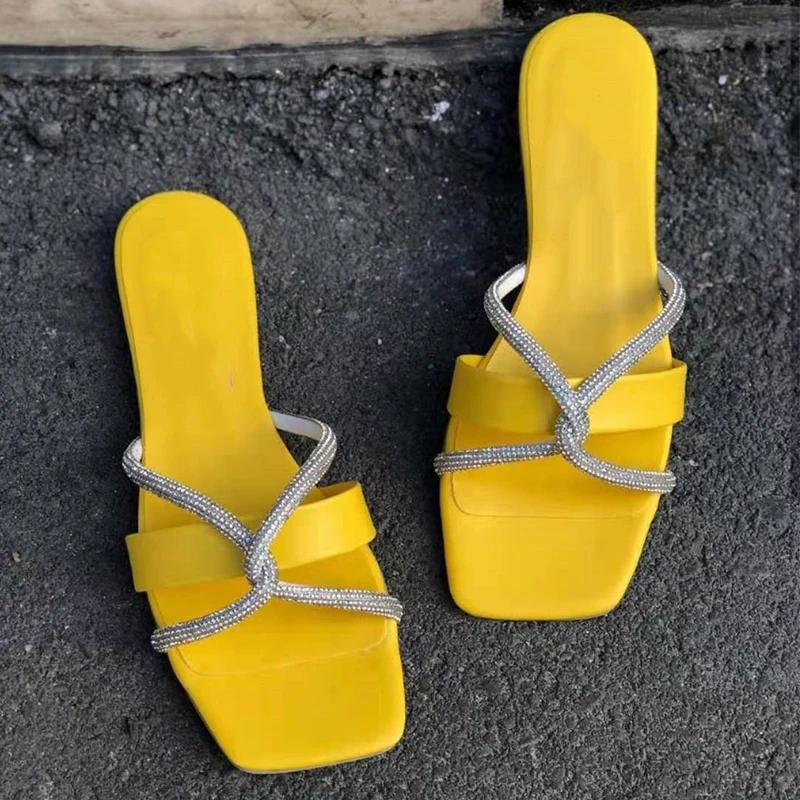 

Women Square Toe Crystal Slippers Woman Casual Cross Flats 2021 Summer Ladies Comfortable Slides Female Beach Shoes Plus Size