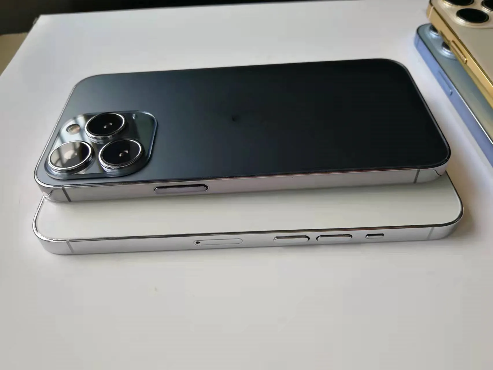 Quality 1:1 TOY Dummy Model For iphone 13 pro max Fake Phone Only Display Non-Working phone for |