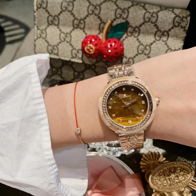 Женские кварцевые часы с тигровым глазом полностью стальные цвета розового