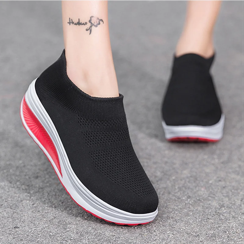 

Women Sneakers Slip On Vulcanized Sneakers Shoes Women Heels Zapatillas Mujer Casual Platform Shoes Soft Sport Tenis Feminino
