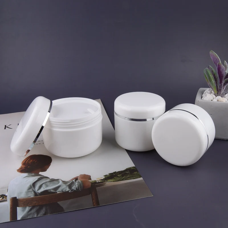 Прямая поставка с завода Супер низкая цена 50 г банка для крема серебряным краем