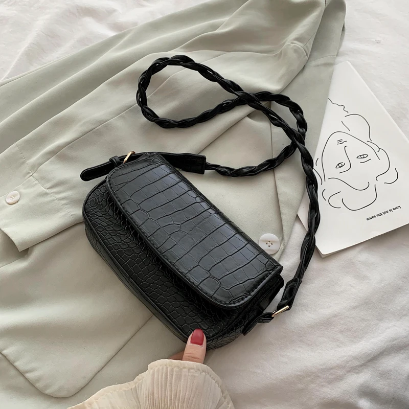 

New Woman Shoulder Bag Fashionable Simple Chain Messenger Bag High Quality Luxury Designer Handbag 2021 New Female Underarm Bag