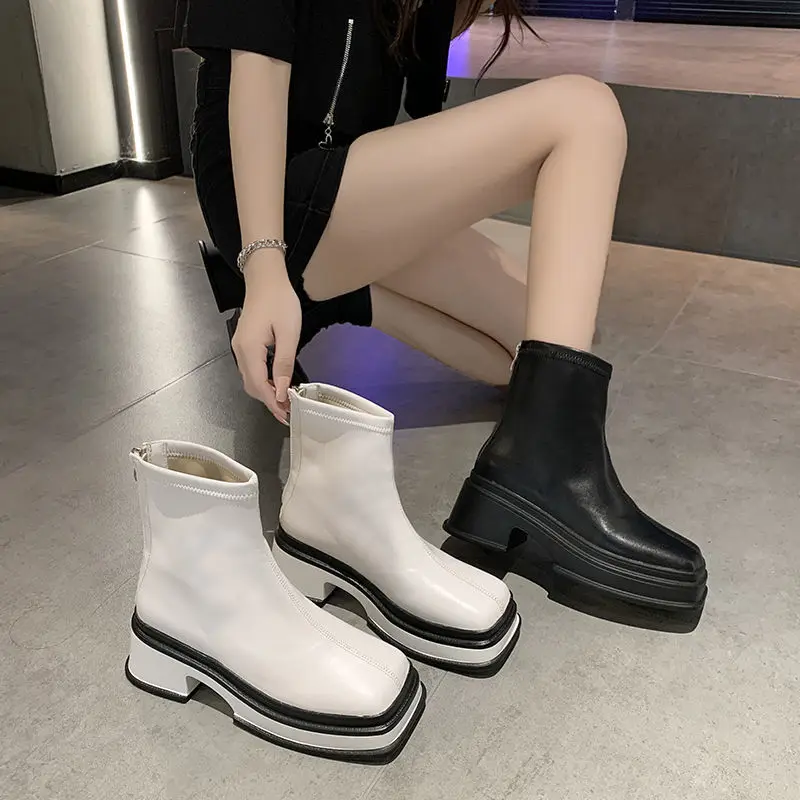 

Fall 2021 New Short Boots Women's All-Match British Style Chunky Heel Square Toe Smoke Pipe Boots Fashion French Style