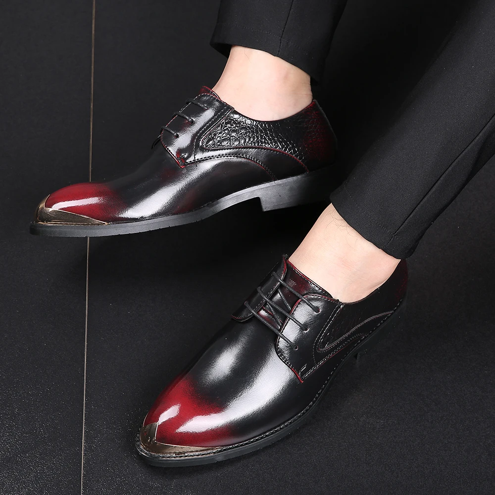 

2020 New Men Dress Shoes Handmade British Brogue Style Paty Leather Wedding Shoes Men Flats Leather Oxfords Formal Shoes Large